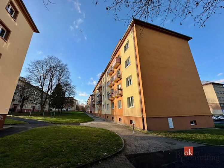 Pronájem bytu 2+1 63 m² - foto 5