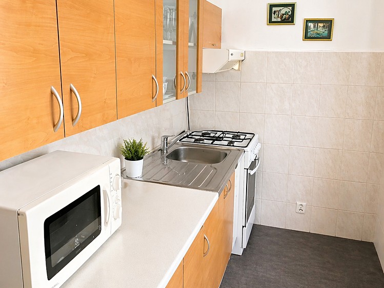 Pronájem bytu 2+1 55 m² - foto 1