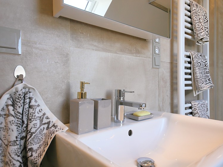 Pronájem bytu 1+kk 31 m² (Podkrovní) - foto 4