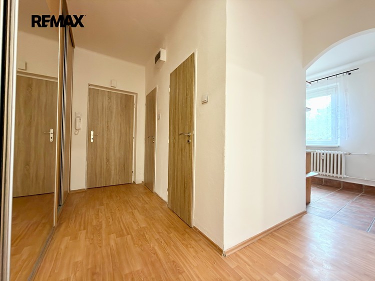 Pronájem bytu 2+1 51 m² - foto 6