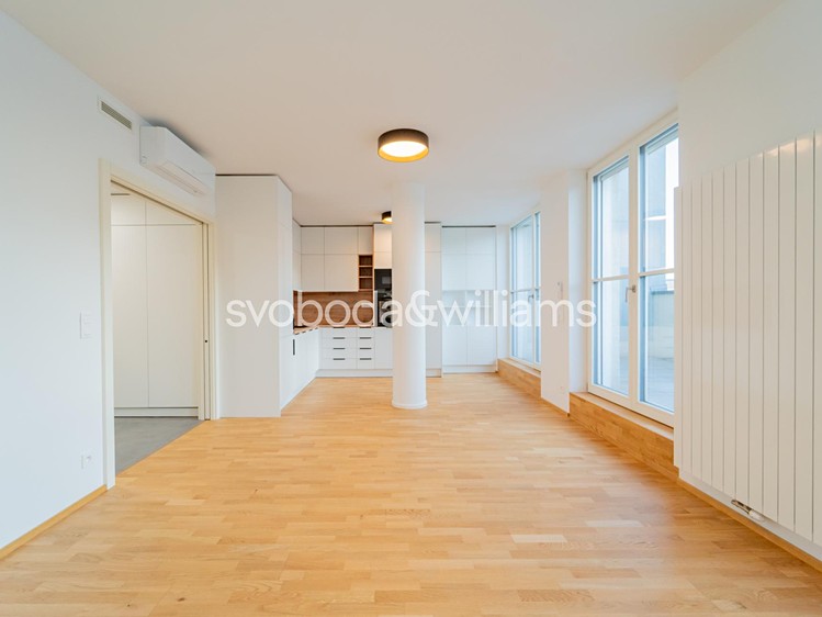 Pronájem bytu 3+kk 90 m² - foto 2