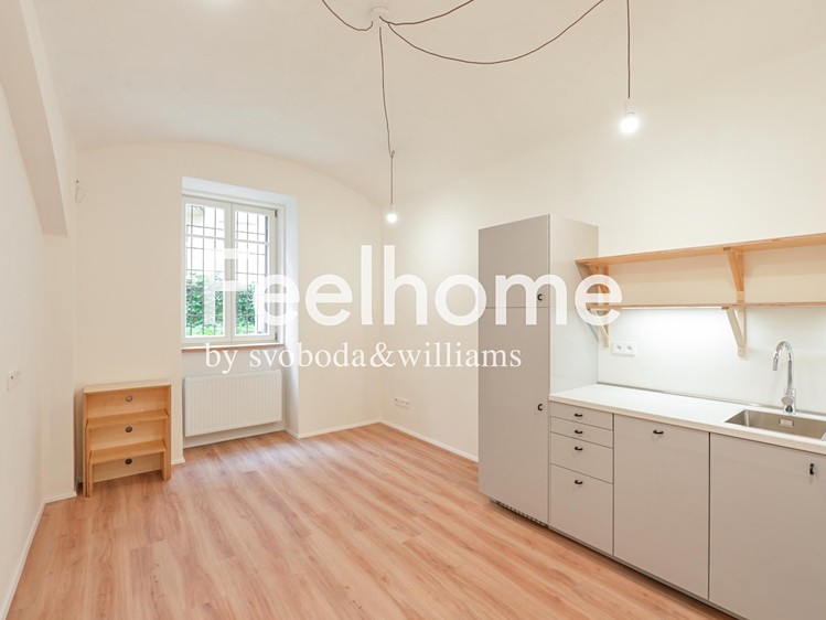 Pronájem bytu 2+kk 50 m² - foto 1