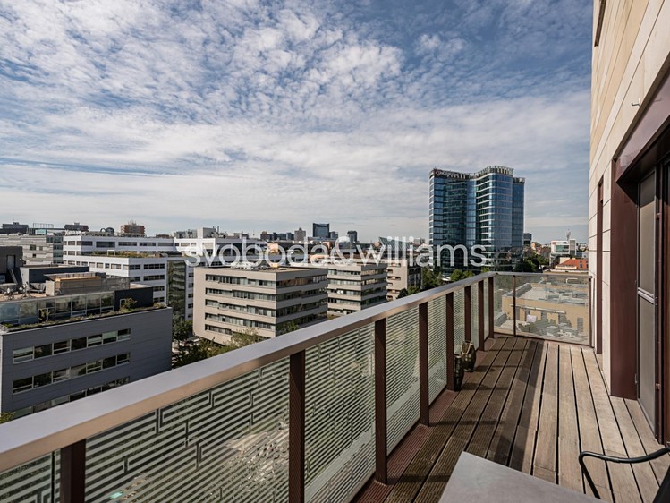Pronájem bytu 4+kk 114 m² - foto 8