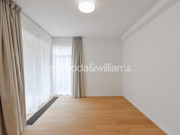 Pronájem bytu 2+kk 79 m² - foto 5