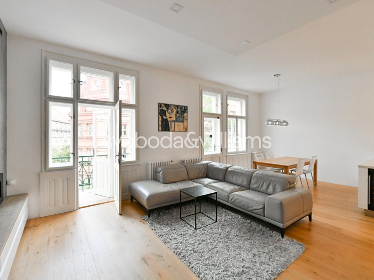 Pronájem bytu 3+kk 103 m² - foto 1