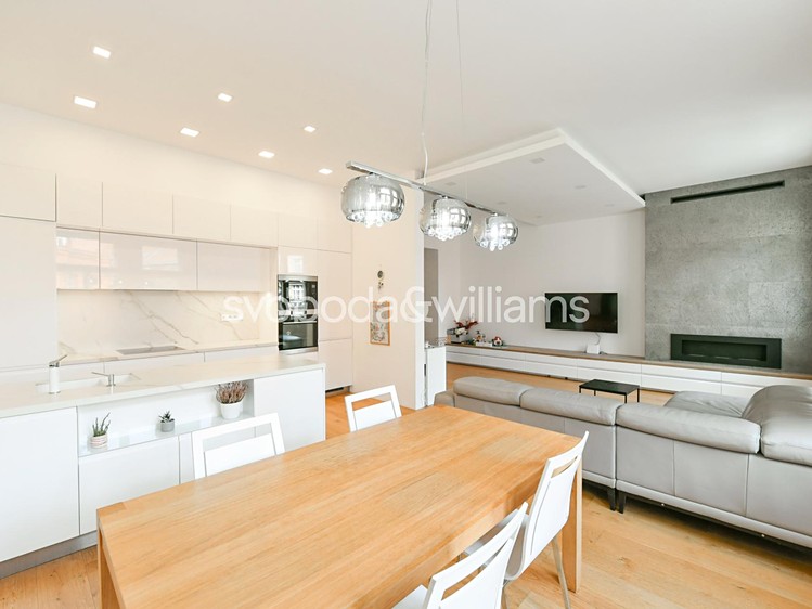 Pronájem bytu 3+kk 103 m² - foto 8