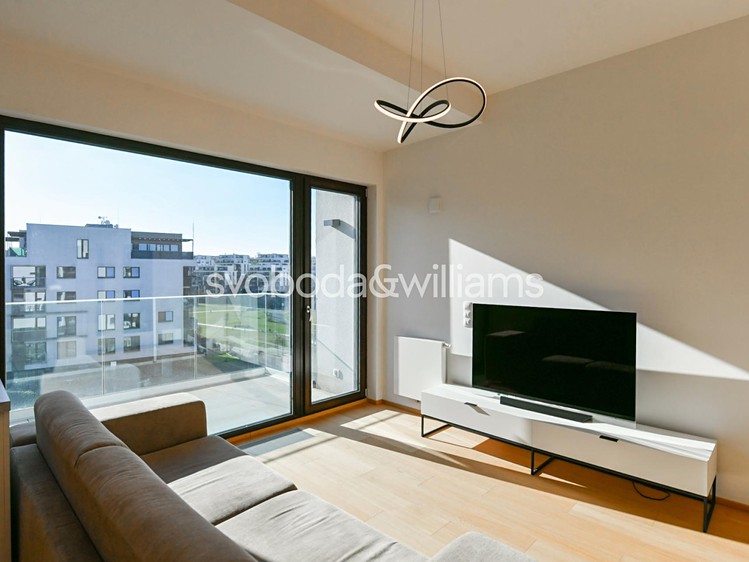 Pronájem bytu 3+kk 78 m² - foto 4