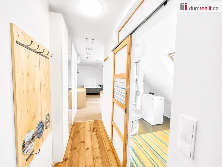 Pronájem bytu 1+kk 28 m² - foto 5