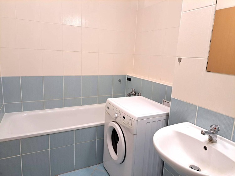 Pronájem bytu 2+kk 56 m² (Jednopodlažní) - foto 6
