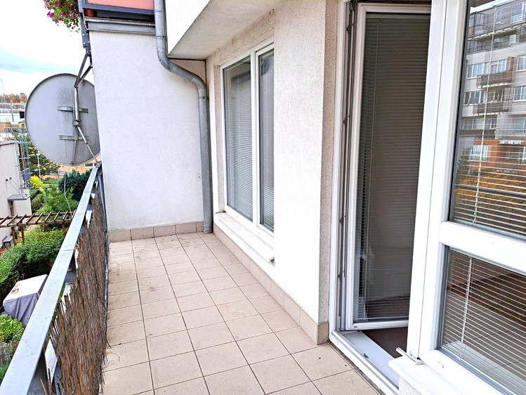 Pronájem bytu 2+kk 56 m² (Jednopodlažní) - foto 8
