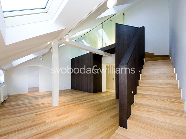Pronájem bytu 3+1 120 m² - foto 1