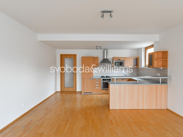 Pronájem bytu 3+kk 96 m² - foto 3