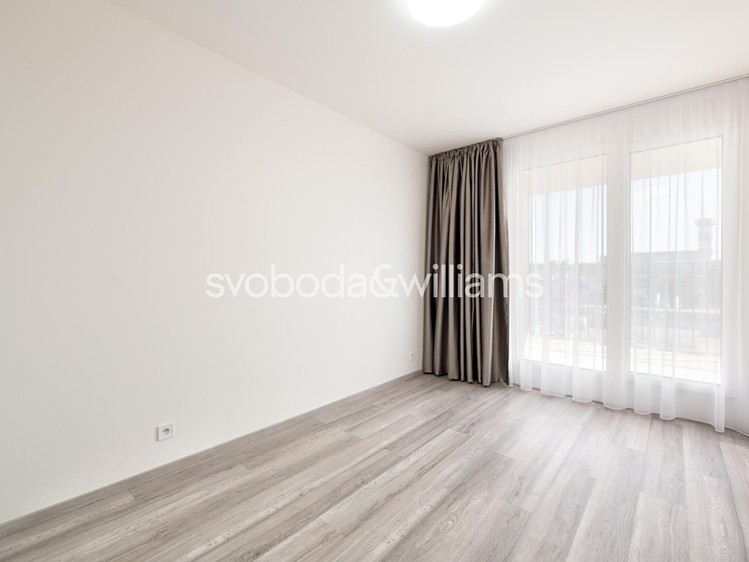 Pronájem bytu 2+kk 40 m² - foto 4