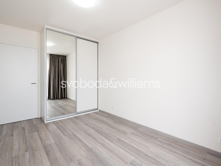 Pronájem bytu 2+kk 40 m² - foto 5