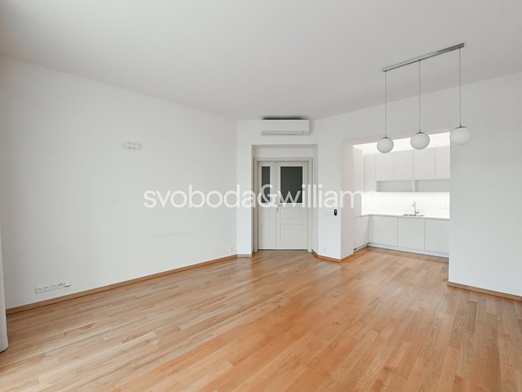 Pronájem bytu 2+kk 65 m² - foto 4