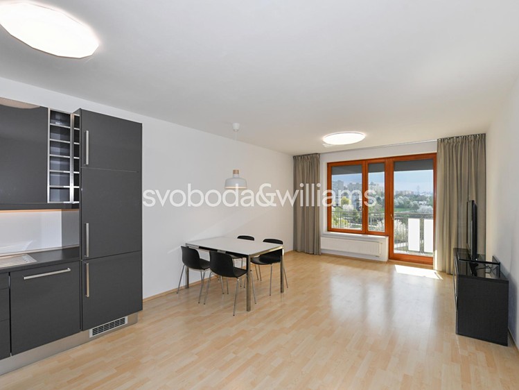 Pronájem bytu 3+kk 78 m² - foto 1
