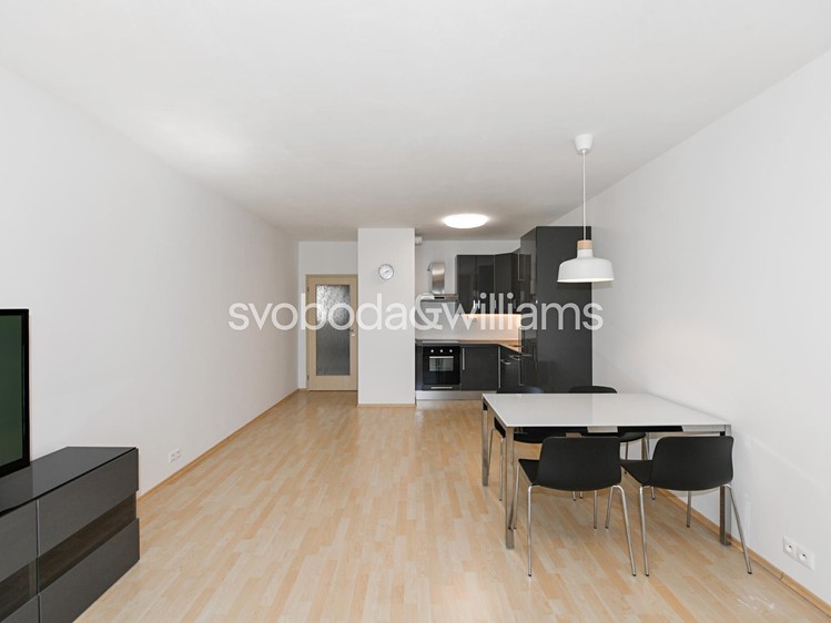 Pronájem bytu 3+kk 78 m² - foto 2