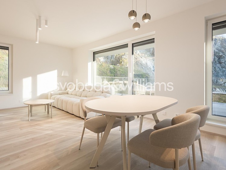 Pronájem bytu 2+kk 51 m² - foto 4