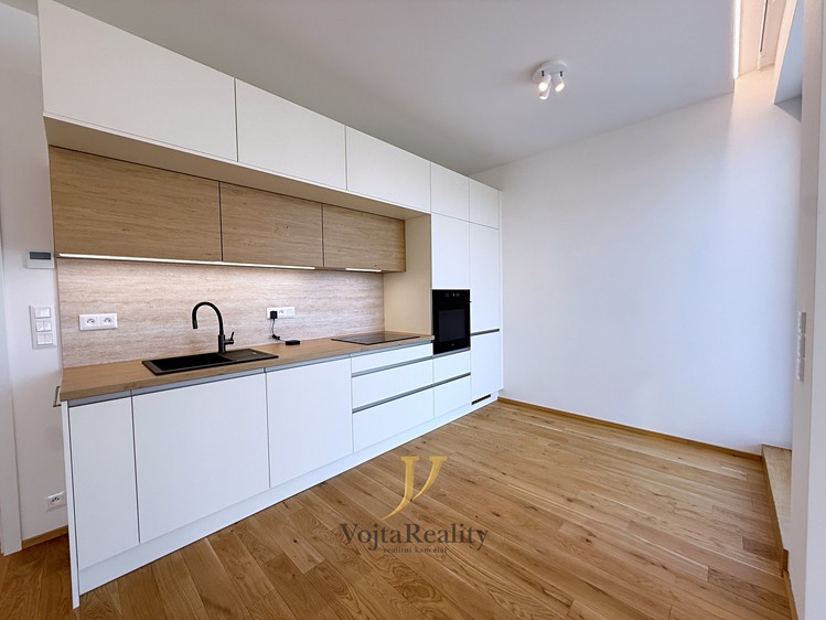 Pronájem bytu 1+kk 45 m² - foto 3