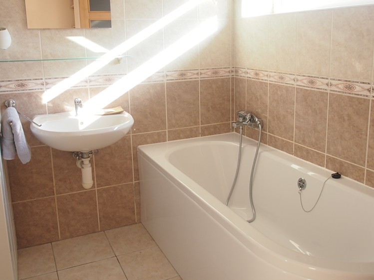 Pronájem bytu 2+kk 54 m² (Jednopodlažní) - foto 3