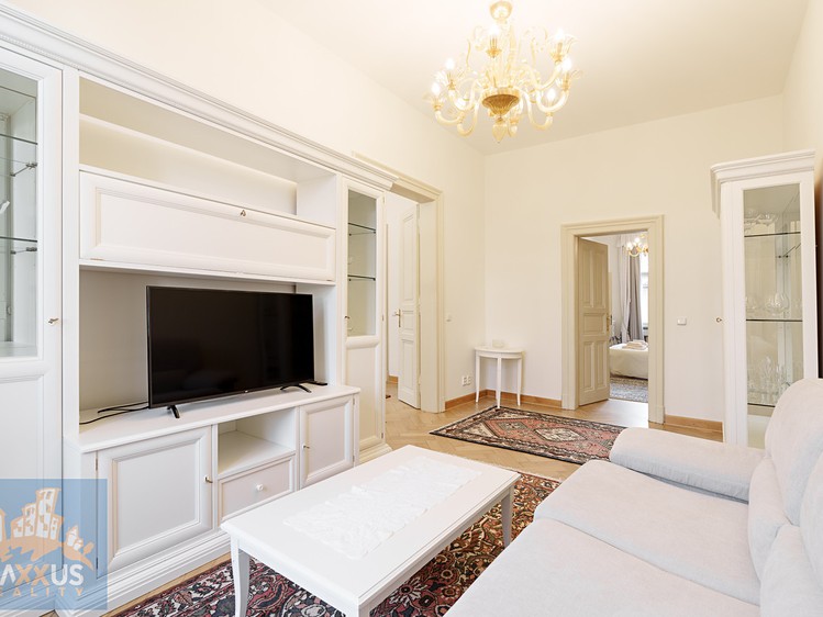 Pronájem bytu 4+kk 121 m² - foto 5