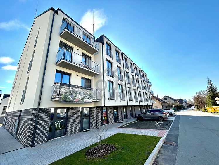Pronájem bytu 2+kk 61 m² - foto 1