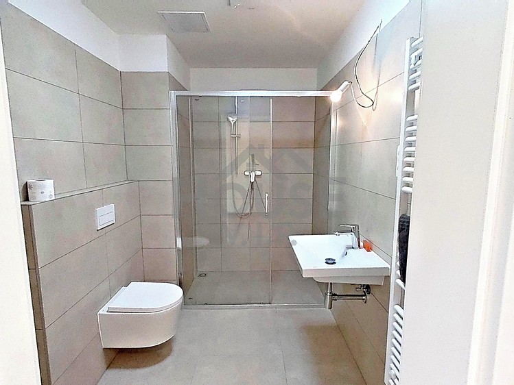 Pronájem bytu 2+kk 61 m² - foto 5