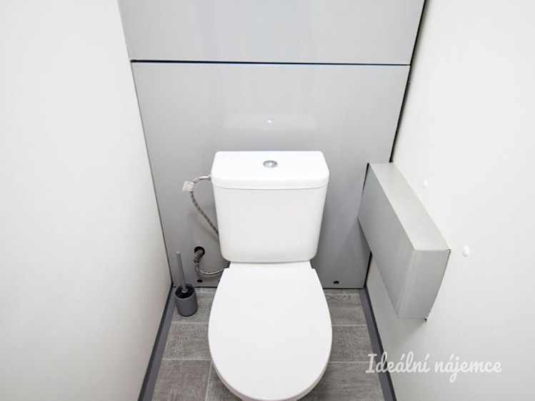 Pronájem bytu 1+1 39 m² - foto 7