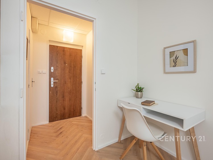 Pronájem bytu 1+kk 25 m² - foto 5