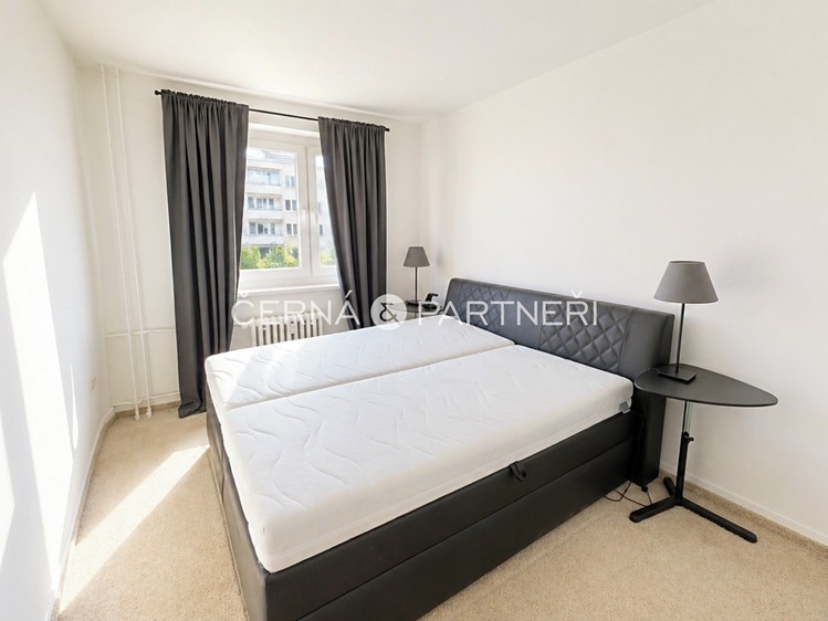 Pronájem bytu 3+1 75 m² - foto 4