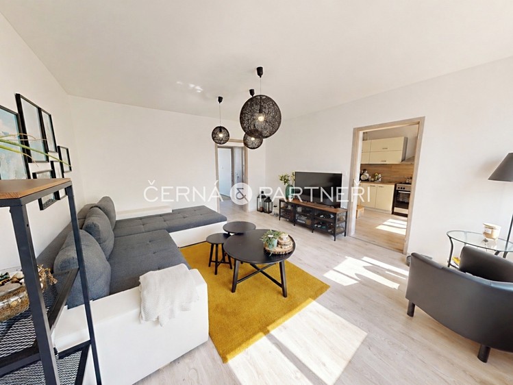 Pronájem bytu 3+1 75 m² - foto 2
