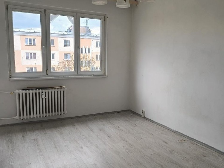 Pronájem bytu 2+1 53 m² - foto 4
