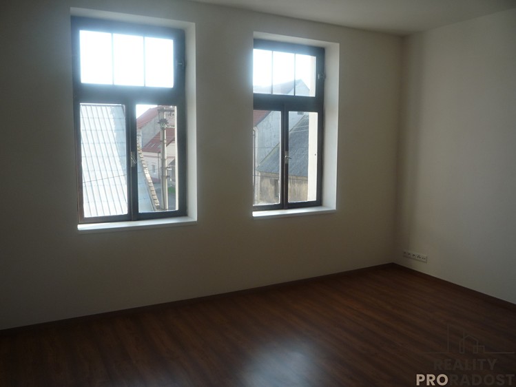 Pronájem bytu 2+kk 42 m² - foto 4