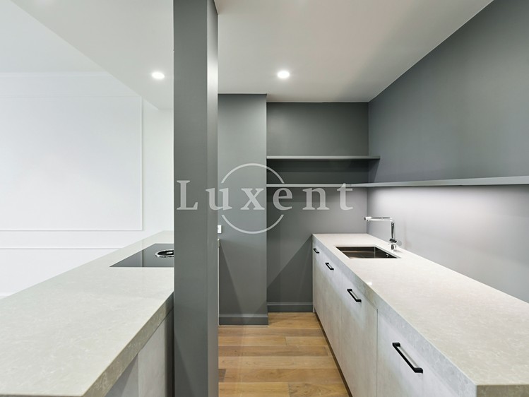 Pronájem bytu 4+kk 107 m² - foto 2