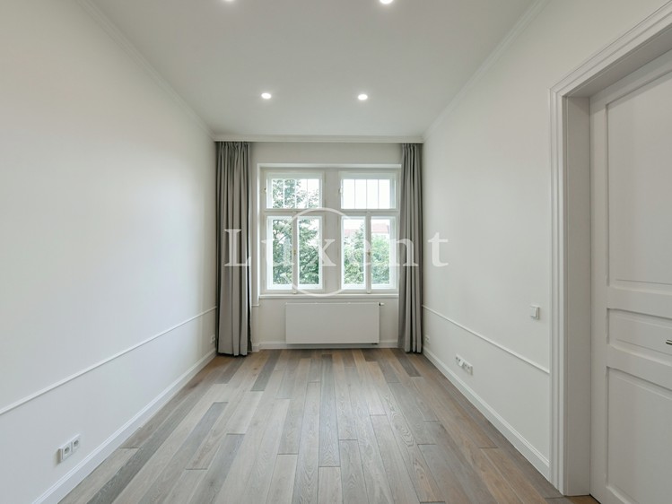 Pronájem bytu 4+kk 107 m² - foto 7
