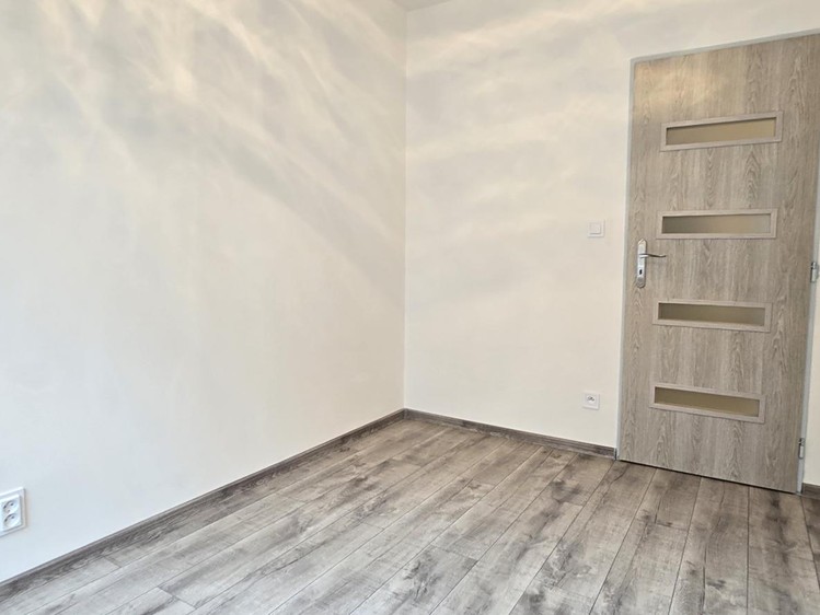 Pronájem bytu 3+1 66 m² (Jednopodlažní) - foto 6