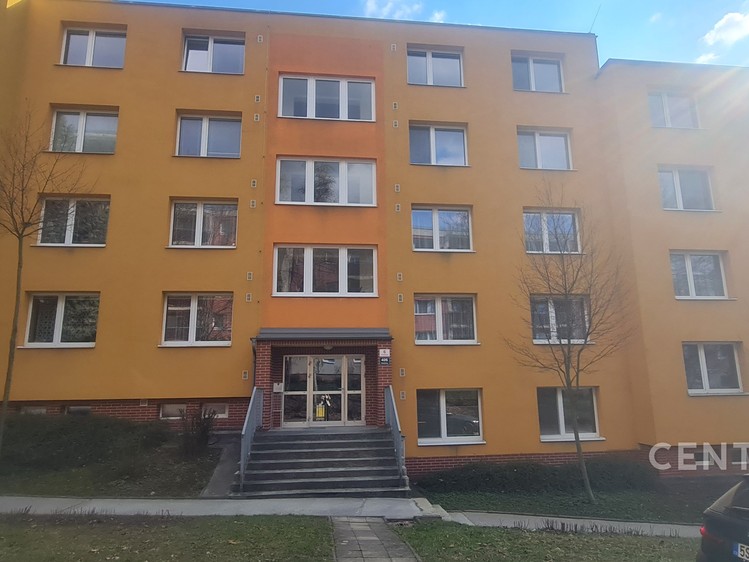 Pronájem bytu 2+1 58 m² - foto 5
