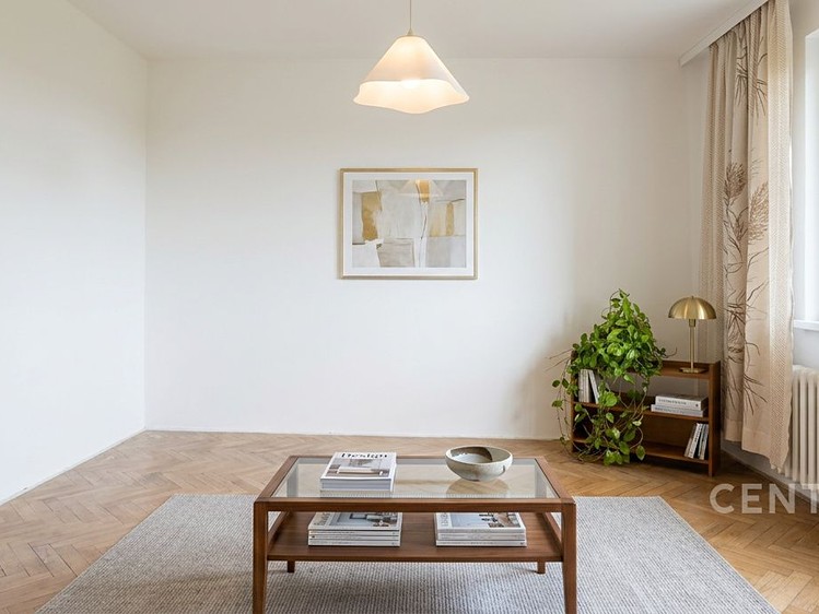 Pronájem bytu 2+1 58 m² - foto 8