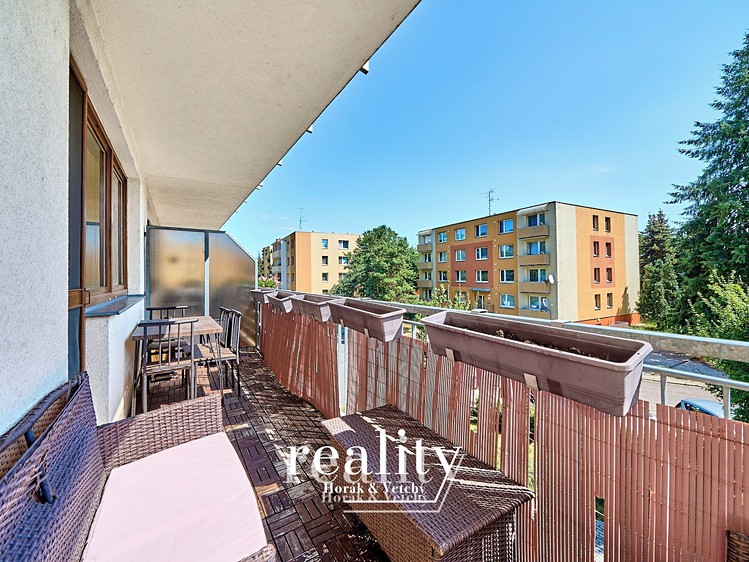 Pronájem bytu 3+kk 79 m² - foto 3