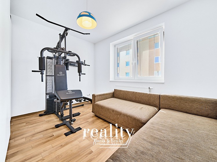 Pronájem bytu 3+kk 79 m² - foto 8