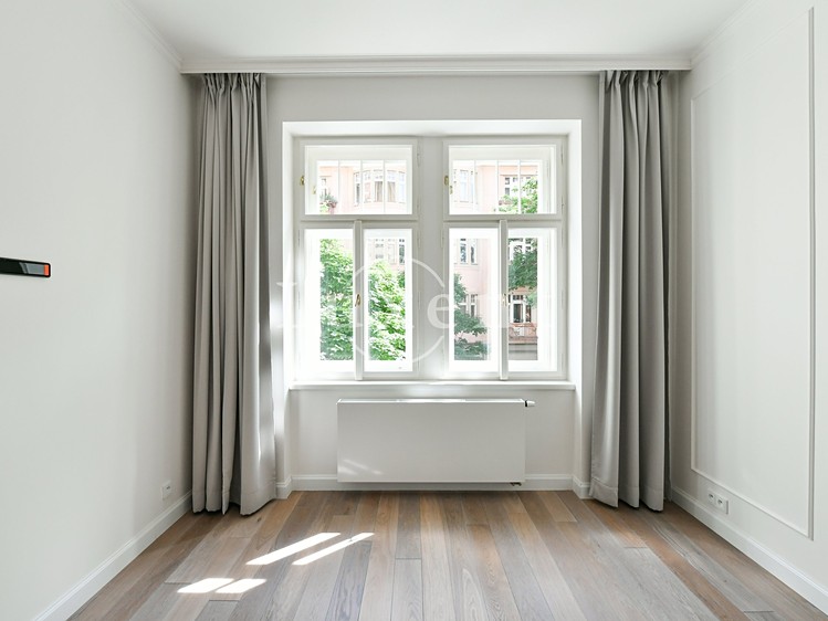 Pronájem bytu 3+kk 92 m² - foto 7