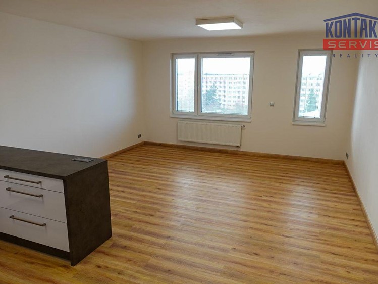 Pronájem bytu 2+kk 75 m² - foto 3
