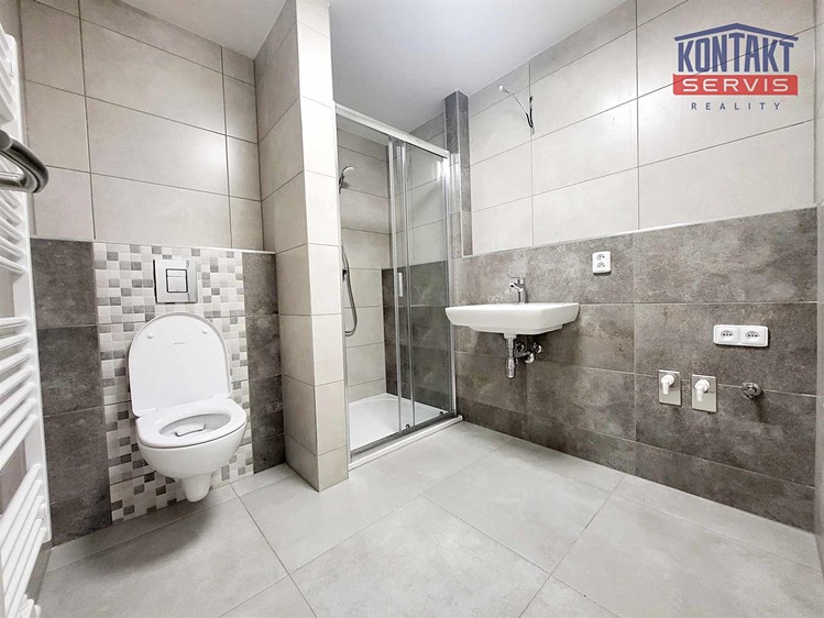 Pronájem bytu 2+kk 55 m² - foto 7