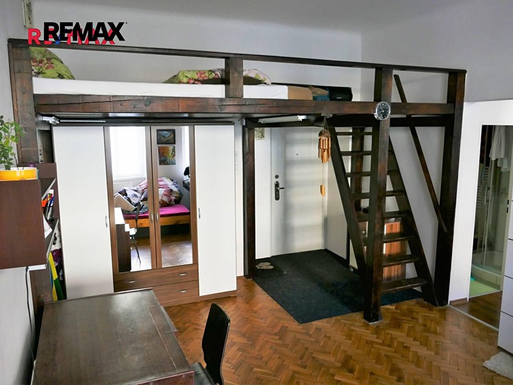 Pronájem bytu 1+1 34 m² - foto 6