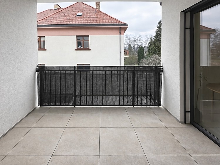 Pronájem bytu 2+kk 67 m² - foto 4