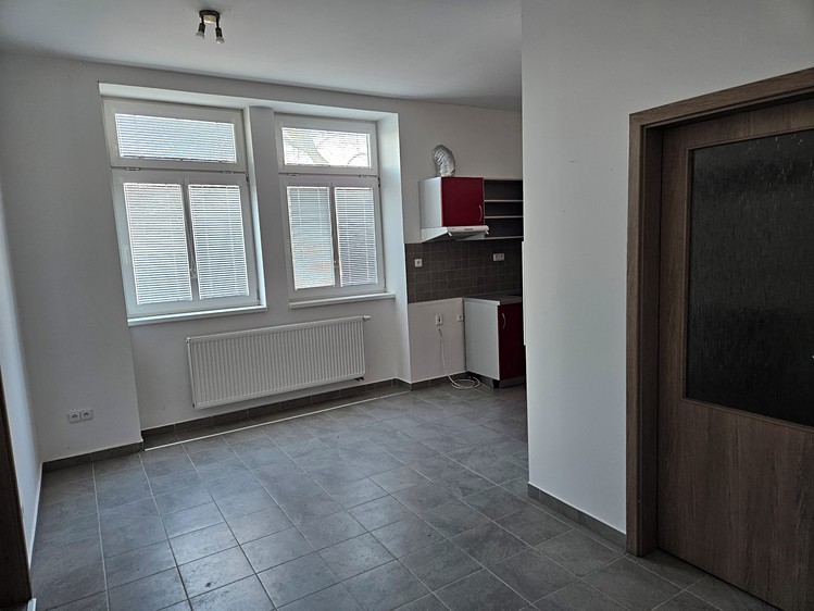 Pronájem bytu 2+1 63 m² - foto 7