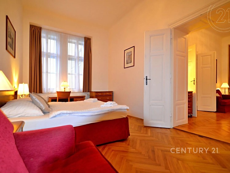 Pronájem bytu 3+1 87 m² - foto 8