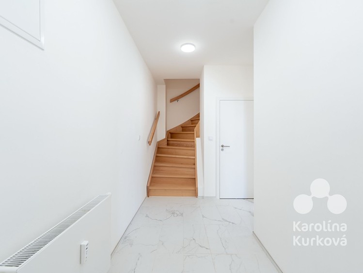 Pronájem bytu 3+kk 74 m² (Mezonet) - foto 5