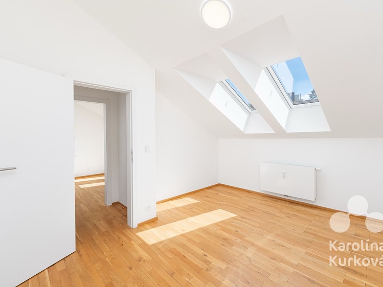 Pronájem bytu 3+kk 74 m² (Mezonet) - foto 7