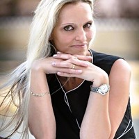 Lucie Valdhansová